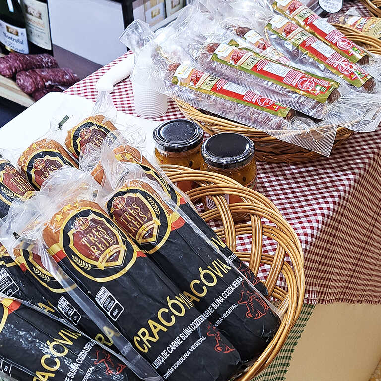 Artesanato Internacional chega a Jundiaí com a Feira dos Países no Maxi Shopping